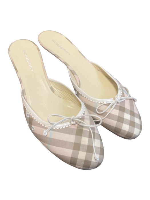 Burberry Shoe Size 37.5 White, Pink & Brown Canvas round toe Slip On Shoes White, Pink & Brown / 37.5