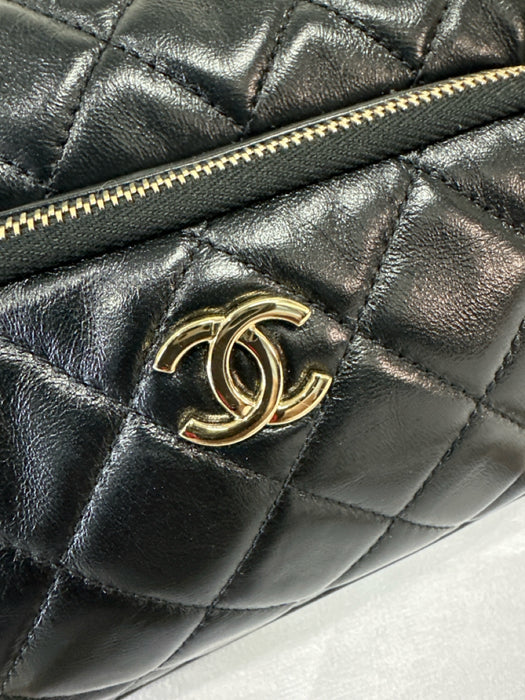 Chanel Black Leather Quilted Shinny Pockets Gold Hardware Bag