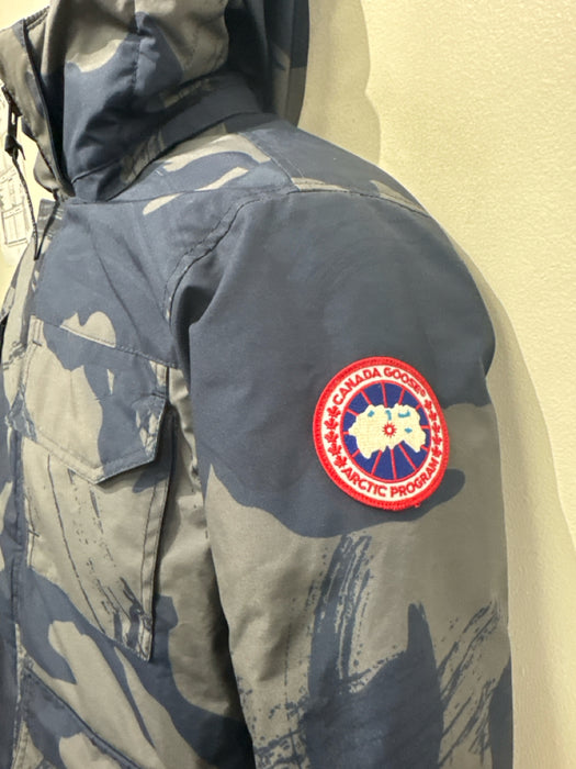 Canada Goose Size S Black & Multi Polyester Camo Zipper Men's Jacket