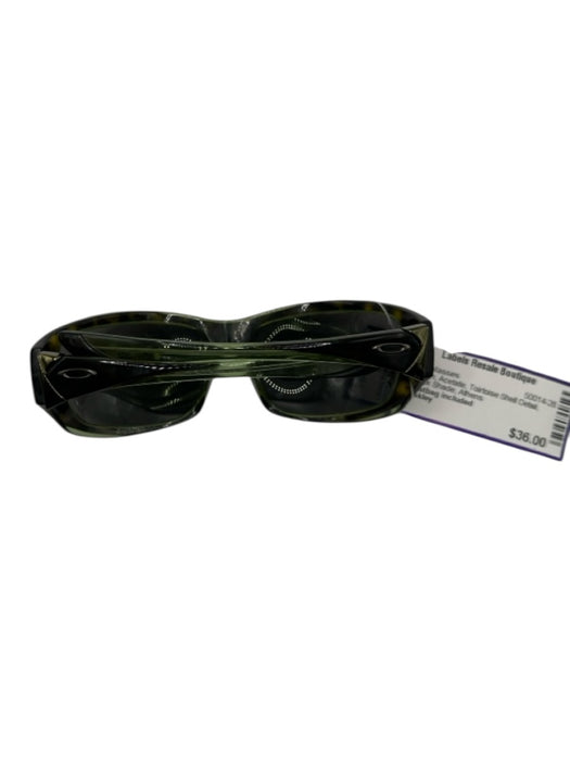 Oakley Green Acetate Toirtoise Shell Detail Black Shade Sunglasses Green