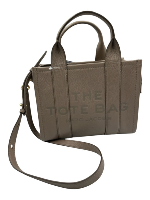 Marc Jacobs Grey Pebbled Leather Crossbody & Hand Bag Zip Close Square Bag Grey / S/M