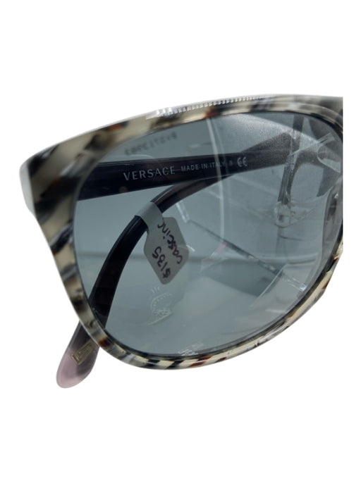 Versace Black & Gray Acetate Striped Aviator Marled Black Lenses Sunglasses Black & Gray