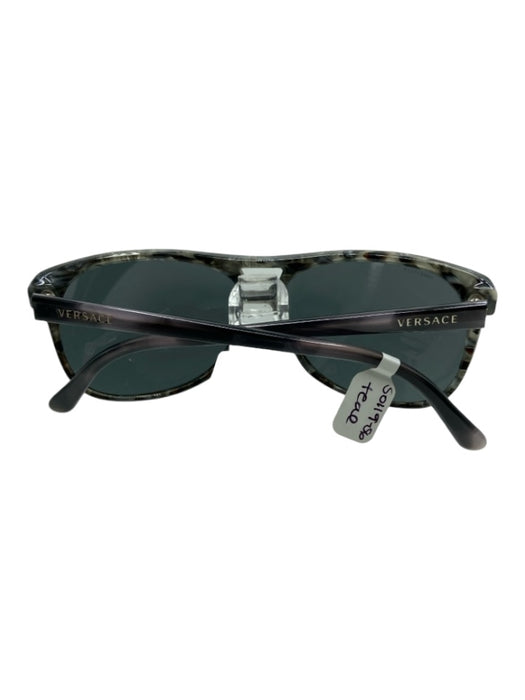 Versace Black & Gray Acetate Striped Aviator Marled Black Lenses Sunglasses Black & Gray