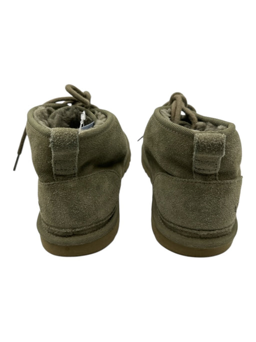 Ugg Shoe Size 8 Green Suede Solid Fur Lined Sneaker Men's Shoes Green / 8