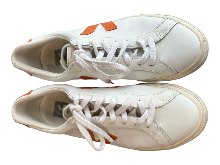 Veja Shoe Size 8.5 White & Orange Leather Low Top Lace Up Round Toe Shoes White & Orange / 8.5