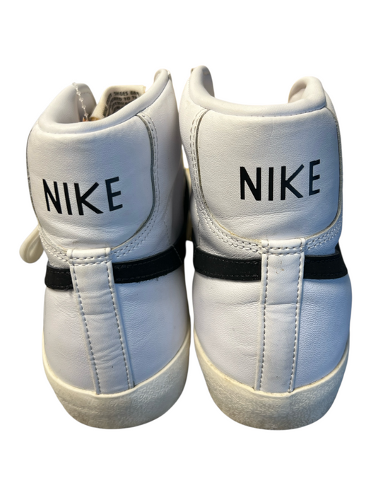 Nike Shoe Size 9 White & Black Leather & Suede High Top Lace Up Round Toe Shoes White & Black / 9
