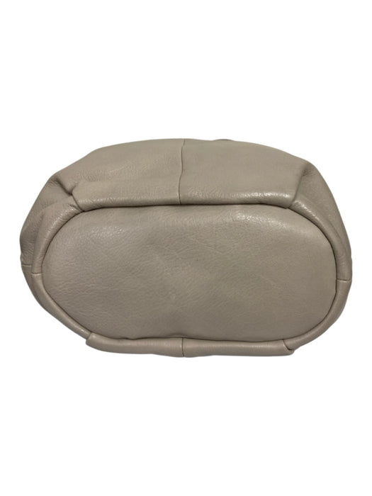 Coach Taupe Beige Leather Drawstring Removable Strap Magnetic Snap Closure Bag Taupe Beige