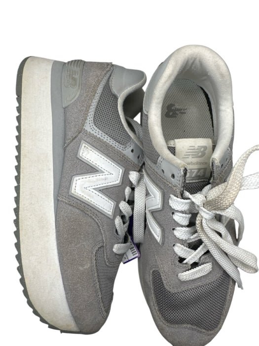 New Balance Shoe Size 8.5 Grey & White Platform White laces Logo Sneakers Grey & White / 8.5