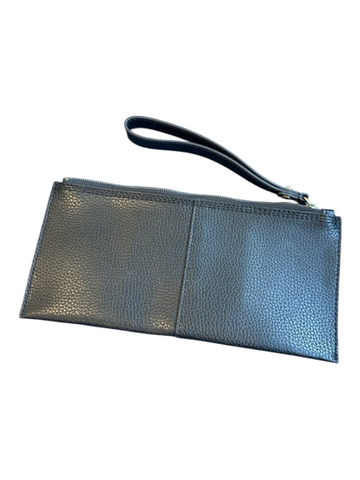 Hobo Black Leather Lining Detail Zip Close Wrist Strap Wallets Black