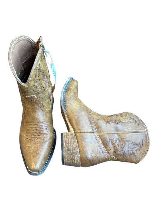 Roper Shoe Size 9 Brown Vegan Leather Embroidered Side Zip Cow Boy Booties Brown / 9