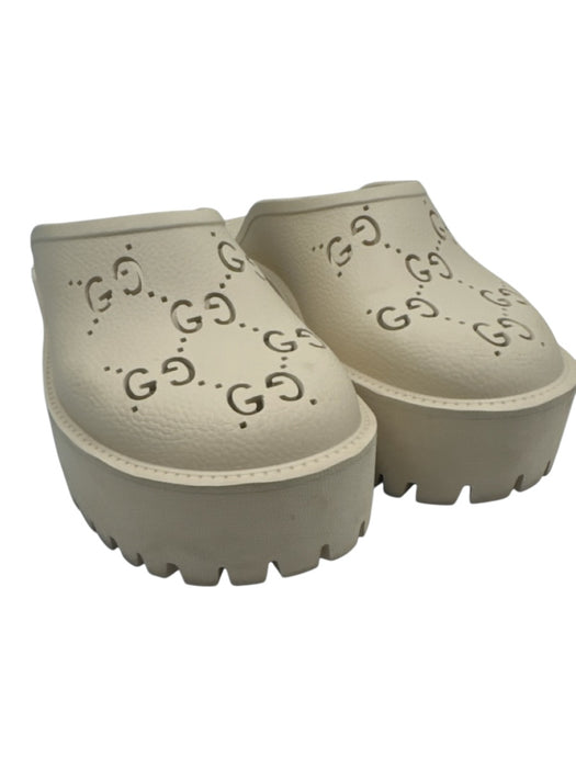 Gucci Shoe Size 39 Cream Beige Rubber Slip On Platform Monogram Perforated Mules Cream Beige / 39