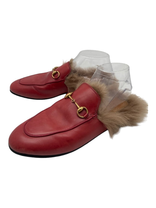 Gucci Shoe Size 38.5 Red Leather Fur Lining Almond Toe Slip On Horsebit Mules Red / 38.5