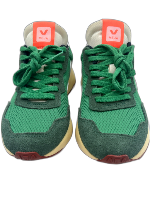 Veja Shoe Size 7 Green & Beige Synthetic Colorblock Lace Up Sneakers Green & Beige / 7