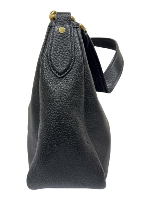 Coach Black Pebbled Leather Zip Top Zip Pockets Crossbody Strap Bag Black / M/L