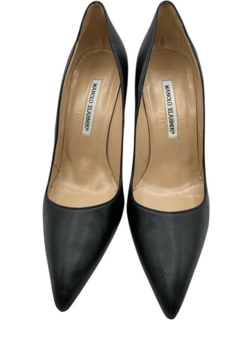 Manolo Blahnik Shoe Size 38 Black Leather Pointed Toe Pumps Black / 38