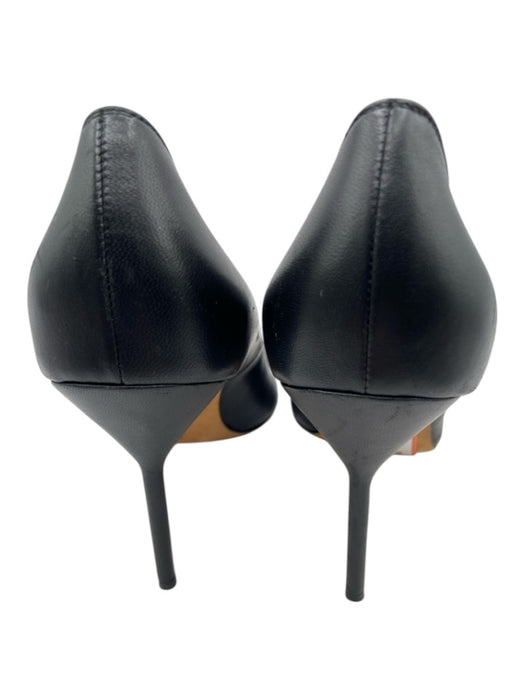 Manolo Blahnik Shoe Size 38 Black Leather Pointed Toe Pumps Black / 38
