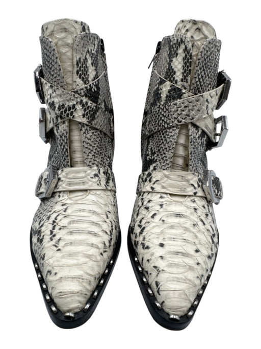 Gianni Bini Shoe Size 6 White & Black Leather Pointed Toe Stacked Heel Booties White & Black / 6
