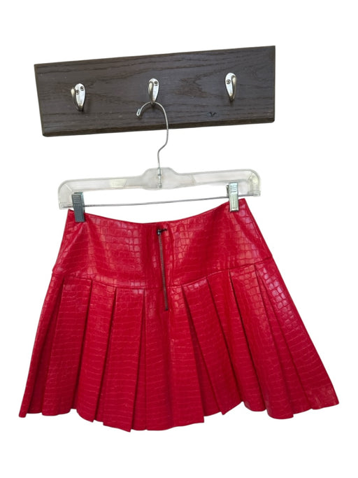 Alice & Olivia Size 4 Red Vegan Leather Croc Embossed Pleated Back Zip Skirt Red / 4