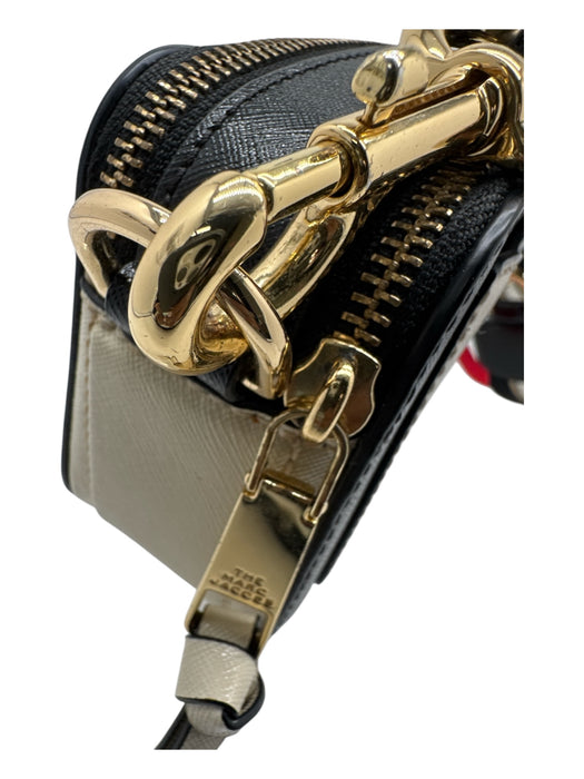 Marc Jacobs Cream & Black Saffiano Leather Gold hardware Detachable Strap Bag Cream & Black / Small