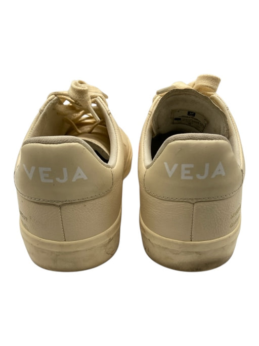 Veja Shoe Size 8 Cream Leather round toe lace up Logo Low Top Sneakers Cream / 8