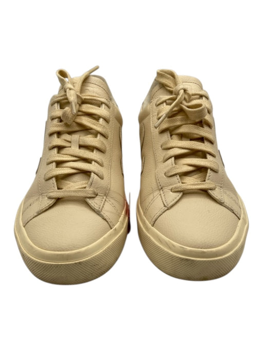 Veja Shoe Size 8 Cream Leather round toe lace up Logo Low Top Sneakers Cream / 8