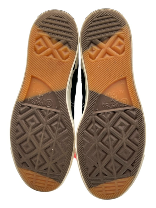 Converse Shoe Size 8 Black & White Canvas Rubber Sole Platform Lace Up Sneakers Black & White / 8