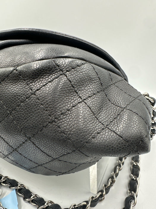 Chanel Black & Silver Caviar Leather Quilted Detail Chain Strap Shoulder Bag Bag