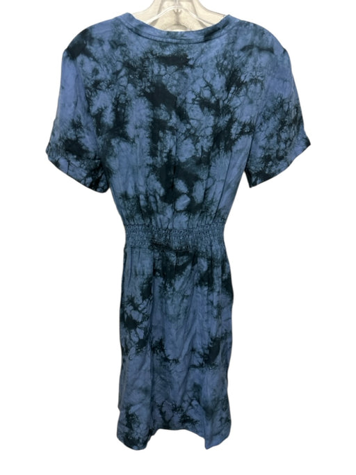 Cloth & Stone Size Large Blue & Black Tencel Short Sleeve Tie Dye V Neck Dress Blue & Black / Large