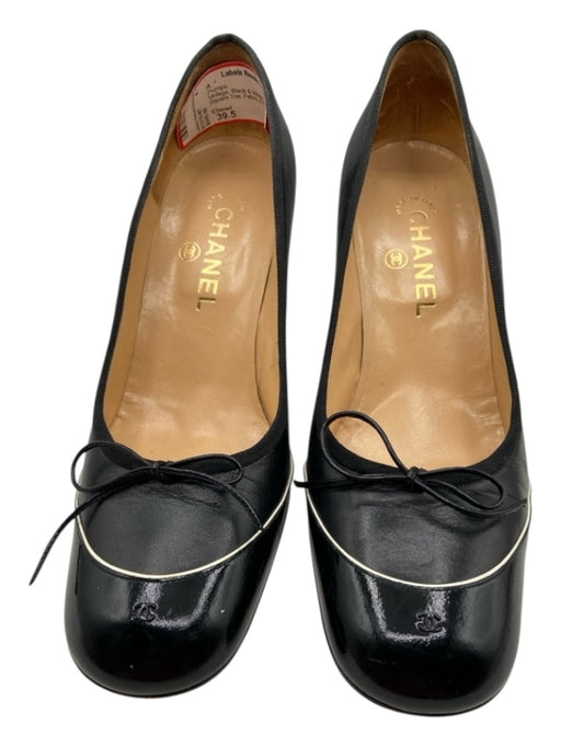 Chanel Shoe Size 39.5 Black & White Leather Round Square Toe Bow Pumps Black & White / 39.5