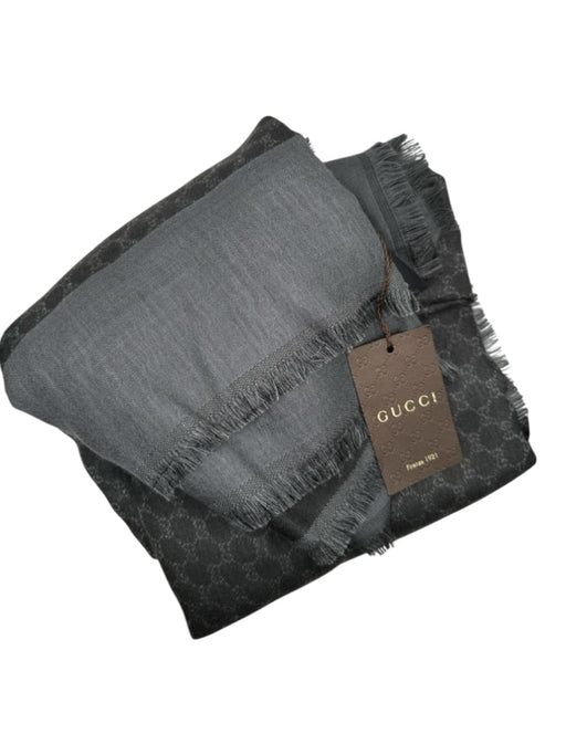 Gucci Gray Wool & Silk Logo Fringe scarf Gray / L