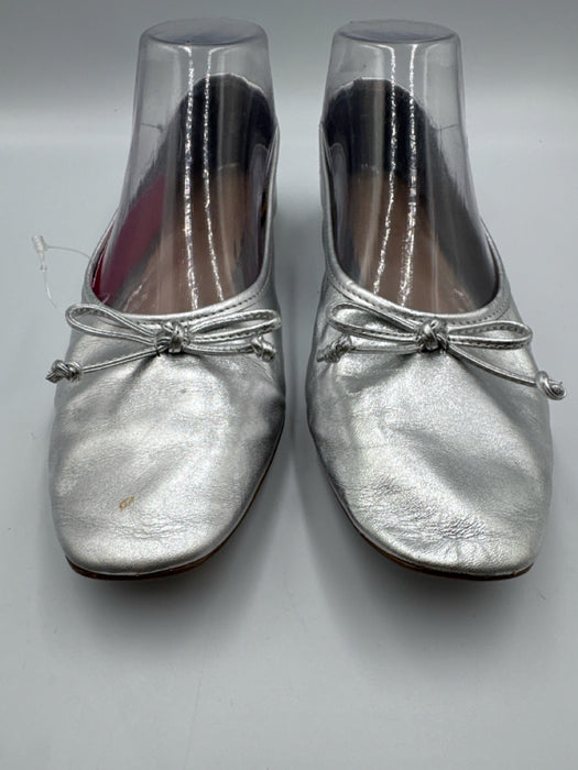 Schutz Shoe Size 7 Silver Leather Shiny Bow Detail Detail Flats