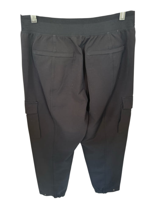 Athleta Size 10 Black Polyester Waist Band Zipper Pockets Cargo Pockets Pants Black / 10