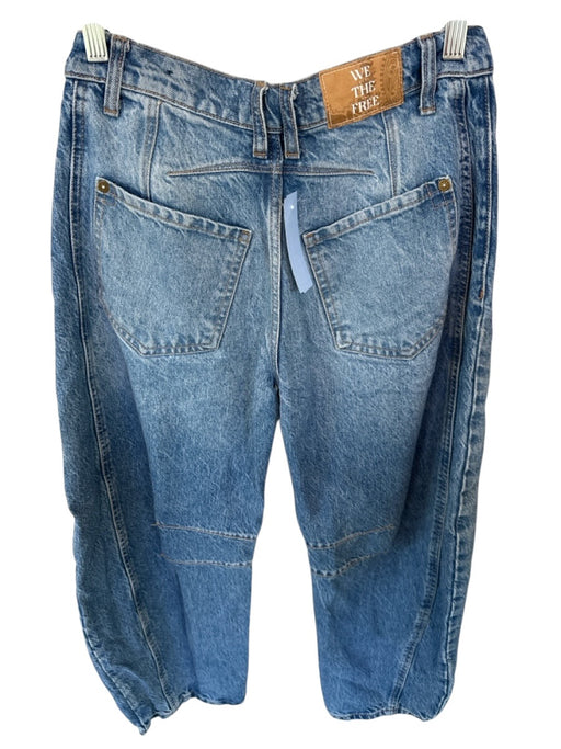 We The Free Size 25 Med Light Wash Cotton Mid Rise Button Fly Barrel Jeans Med Light Wash / 25