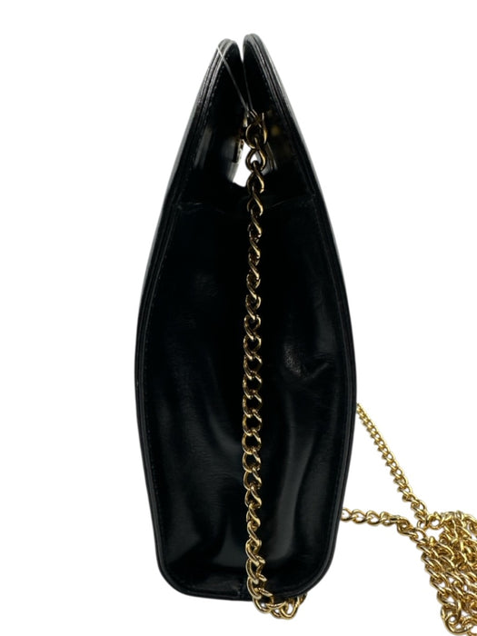 Salvatore Ferragamo Black Leather Gold Tone Hardware Toggle Close Bag Black
