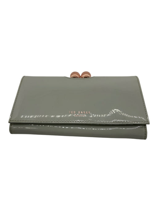 Ted Baker Pale Green Bovine Leather Snap Button Kiss Lock Back Pocket Wallets Pale Green