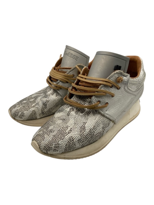 Esse Ut Esse Shoe Size 38 Gray & Silver Leather Embossed Textured Dots Sneakers Gray & Silver / 38