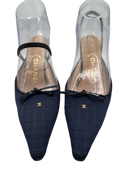 Chanel Shoe Size 36 Dark Blue Canvas & Leather Quilted Midi Kitten Heel Pumps Dark Blue / 36