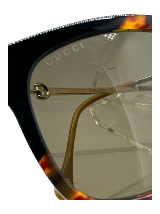 Gucci Brown & Tan Acetate & Metal Wayfarer Tortoise Shell Horsebit Sunglasses Brown & Tan