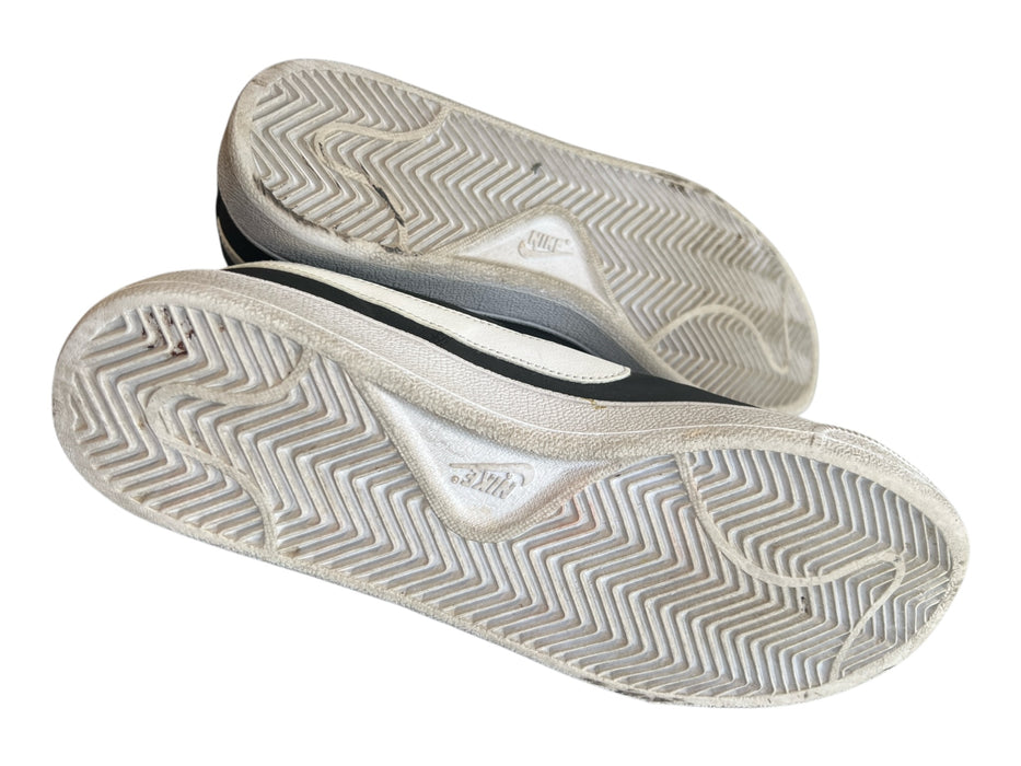 Nike Shoe Size 9.5 Black & White Leather Low Top lace up Sneaker Shoes Black & White / 9.5