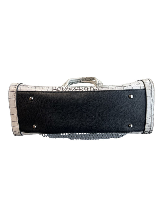 Charles Jourdan White & Black Leather Silver Hardware 2 handles Twist Lock Bag White & Black / Large