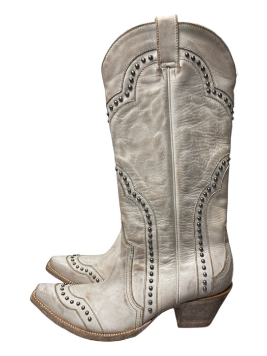 Idyllwind Shoe Size 11 White Leather Distressed tall silver studs Western Boots White / 11