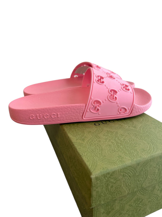 Gucci Shoe Size 36 Bubblegum Pink Rubber Flat Slide Cut Out Logo Shoes Bubblegum Pink / 36