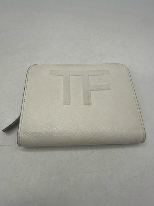 Tom Ford White Pebble Leather Gold hardware Logo Wallets