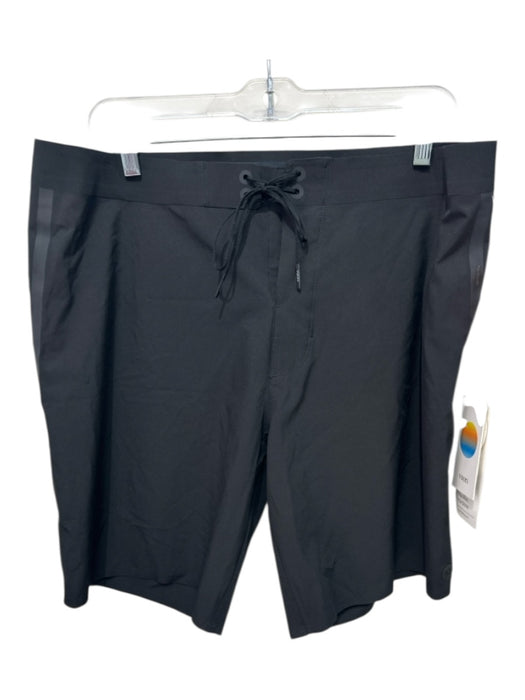 Vuori NWT Size 34 Black Synthetic Solid Athletic Men's Shorts Black / 34