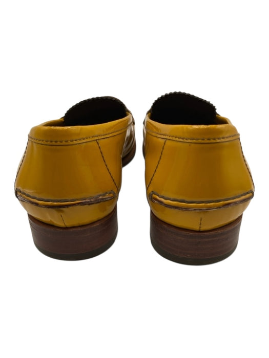 Prada Shoe Size 38 Yellow Patent Leather round toe Contrast Stitching Loafers Yellow / 38