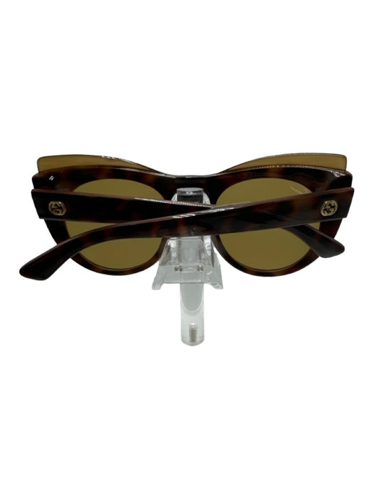 Gucci Brown Acetate Tortoiseshell Cat Eye Tinted Lens Sunglasses Brown