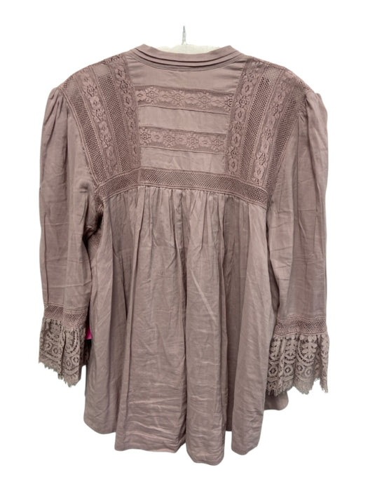 Free People Size M Dusty Purple Viscose Blend 3/4 Sleeve Lace Detail V Neck Top Dusty Purple / M