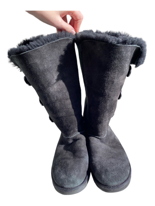 Ugg Shoe Size 9 Black Suede Fleece Lining Button Detail Calf High Boots Black / 9
