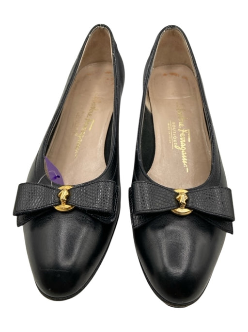 Salvatore Ferragamo Shoe Size 8 Black Leather Bow Almond Toe Kitten Heel Pumps Black / 8