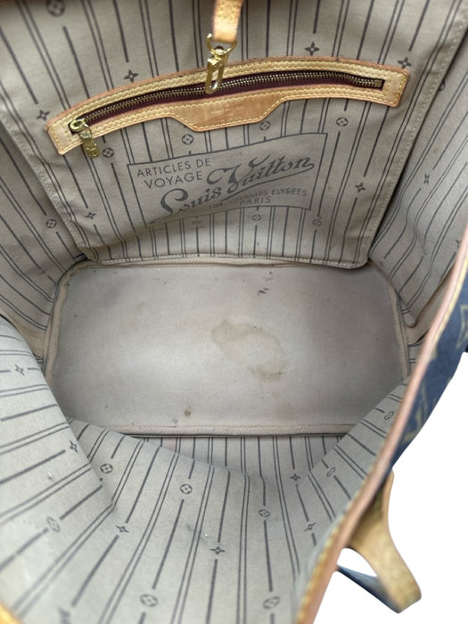 Louis Vuitton Brown Coated Canvas Monogram Leather Trim Open Top Tote Bag Brown / MM